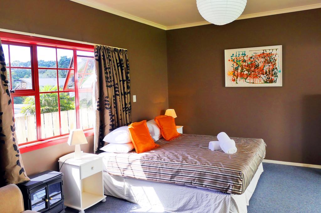 Ducks & Drakes Boutique Motel & Backpackers นิวพลีมัธ ภายนอก รูปภาพ
